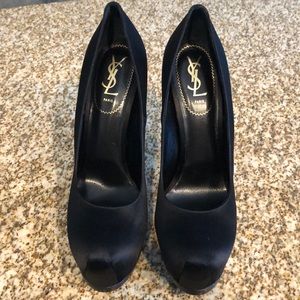 Black Satin YSL never worn platform pumps Size 42